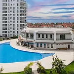Caesar Blue Aqua Club: Mediterranean Oasis With Lunch, Fitness & Family Fun Apartment