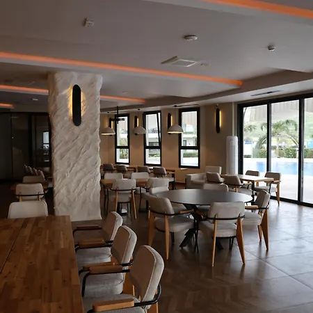Gloria In Caesar Blue Resort,gym, Swimming Pools, Sauna, Hammam, Kids' Club Available 公寓 Perivolia tou Trikomou